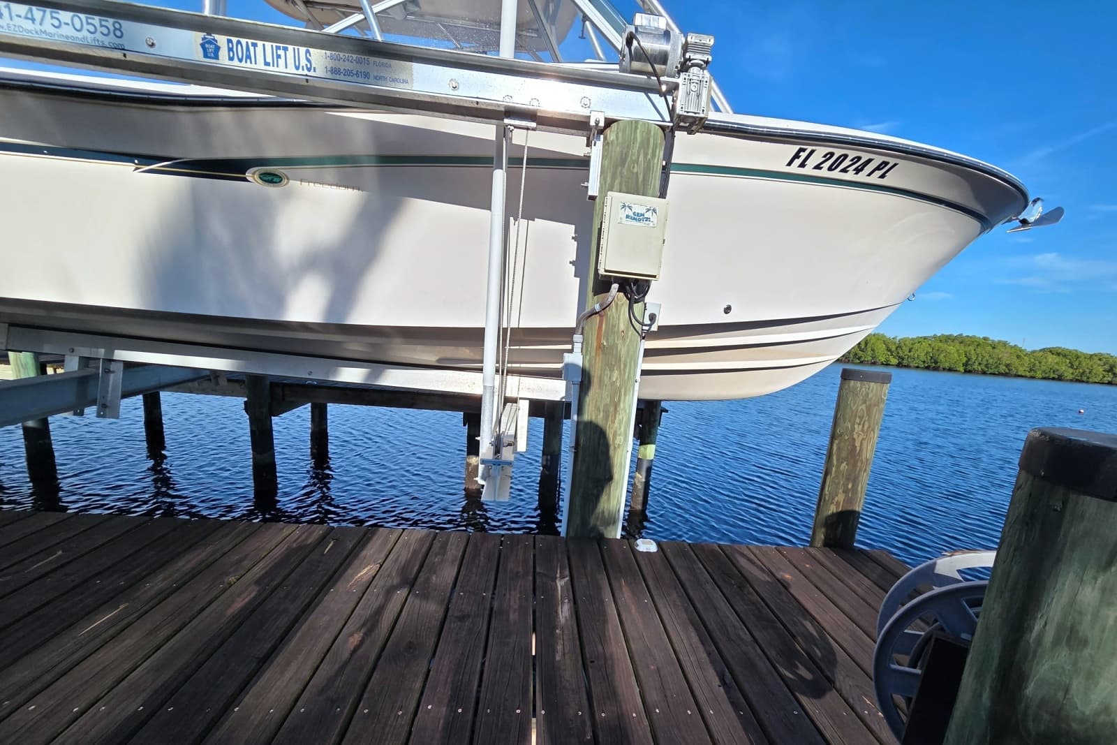 2013 Grady-White Freedom 275