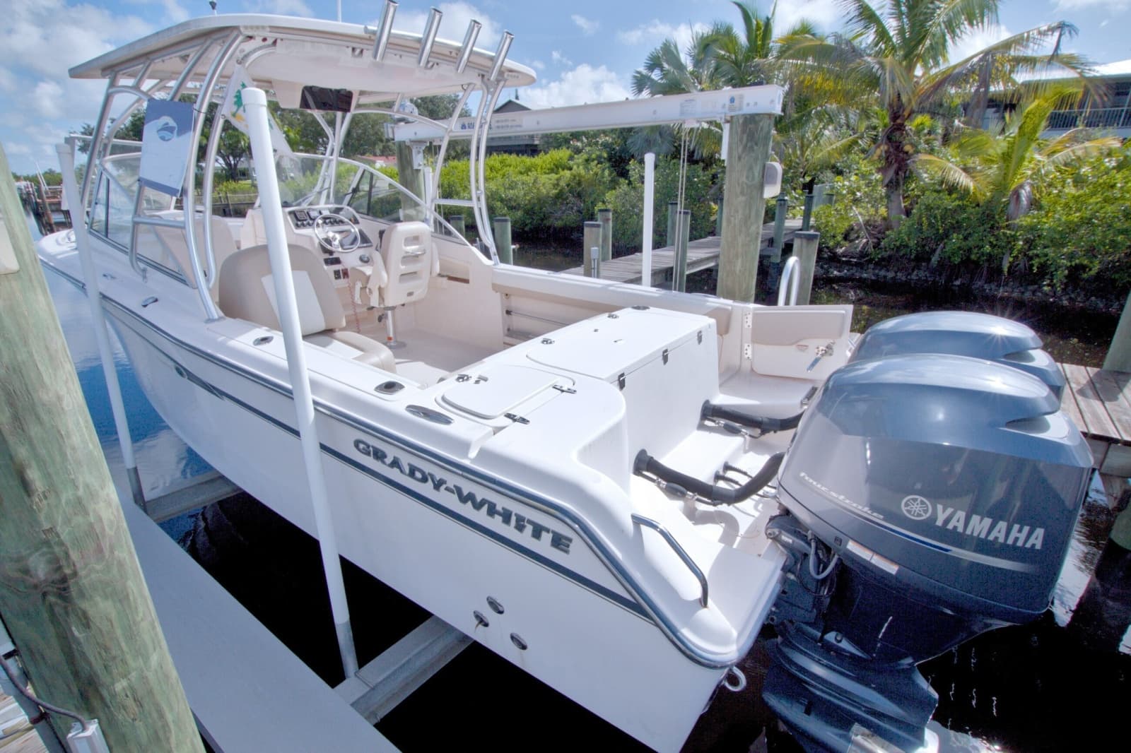 2013 Grady-White Freedom 275
