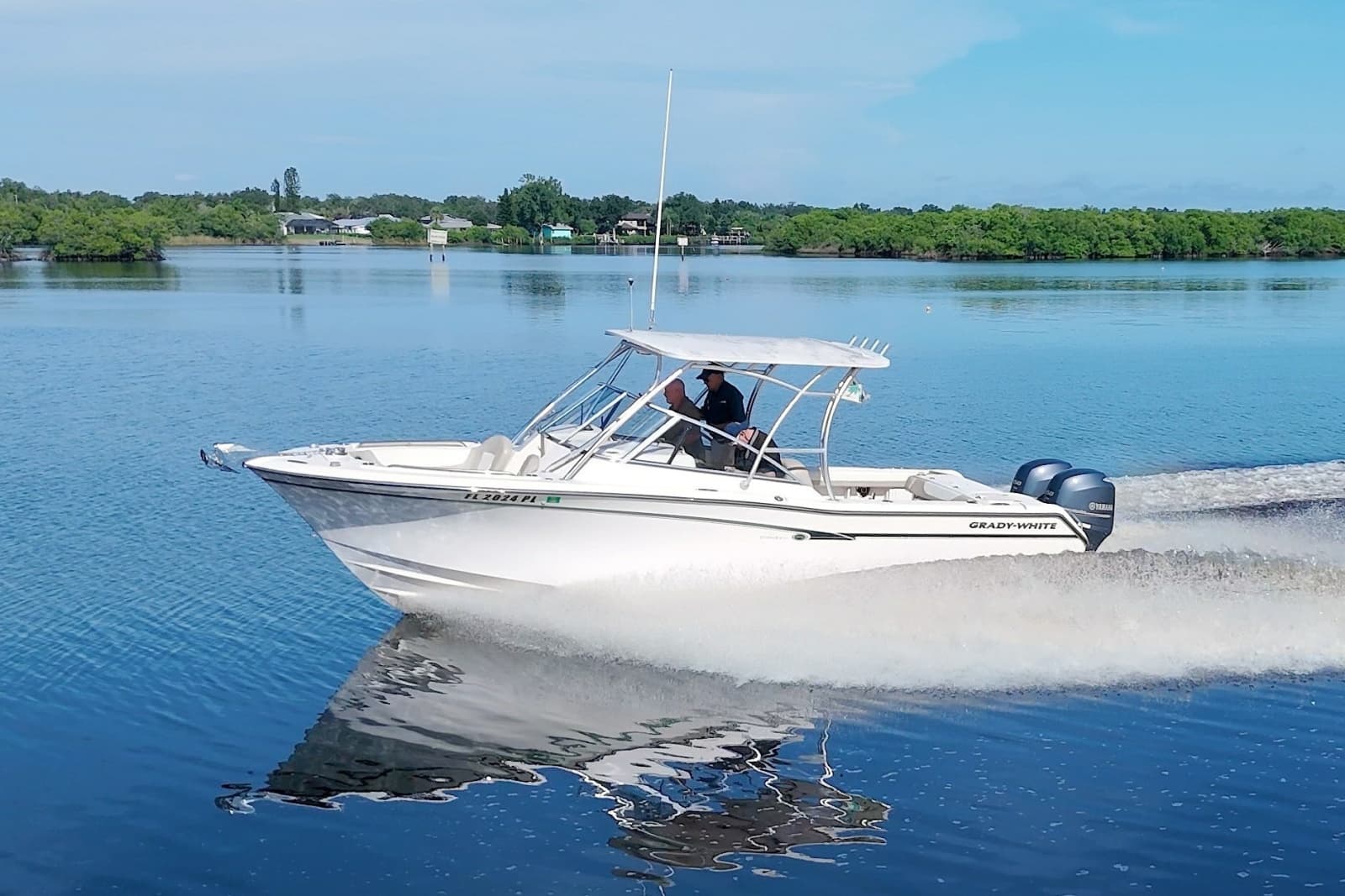 2013 Grady-White Freedom 275