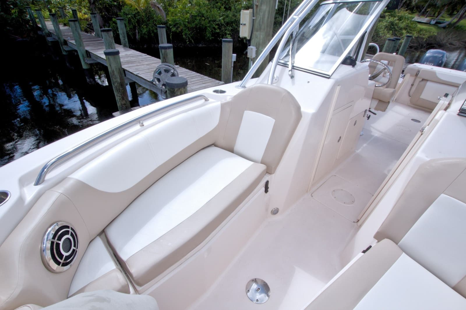 2013 Grady-White Freedom 275