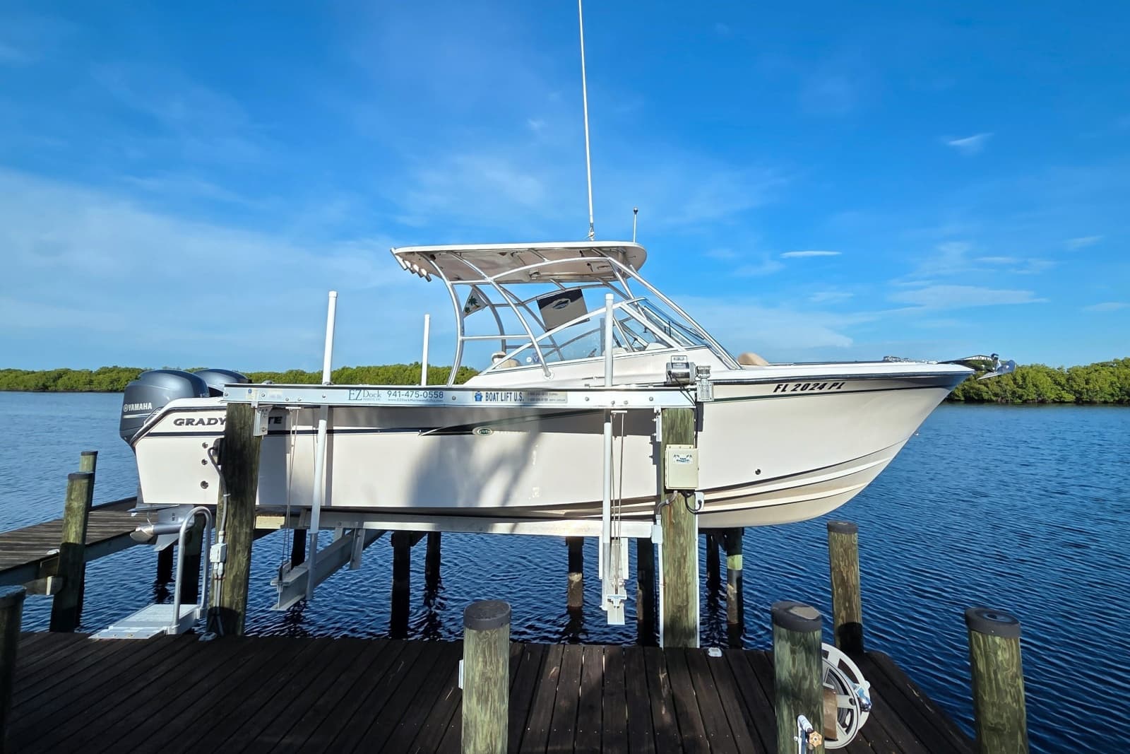 2013 Grady-White Freedom 275