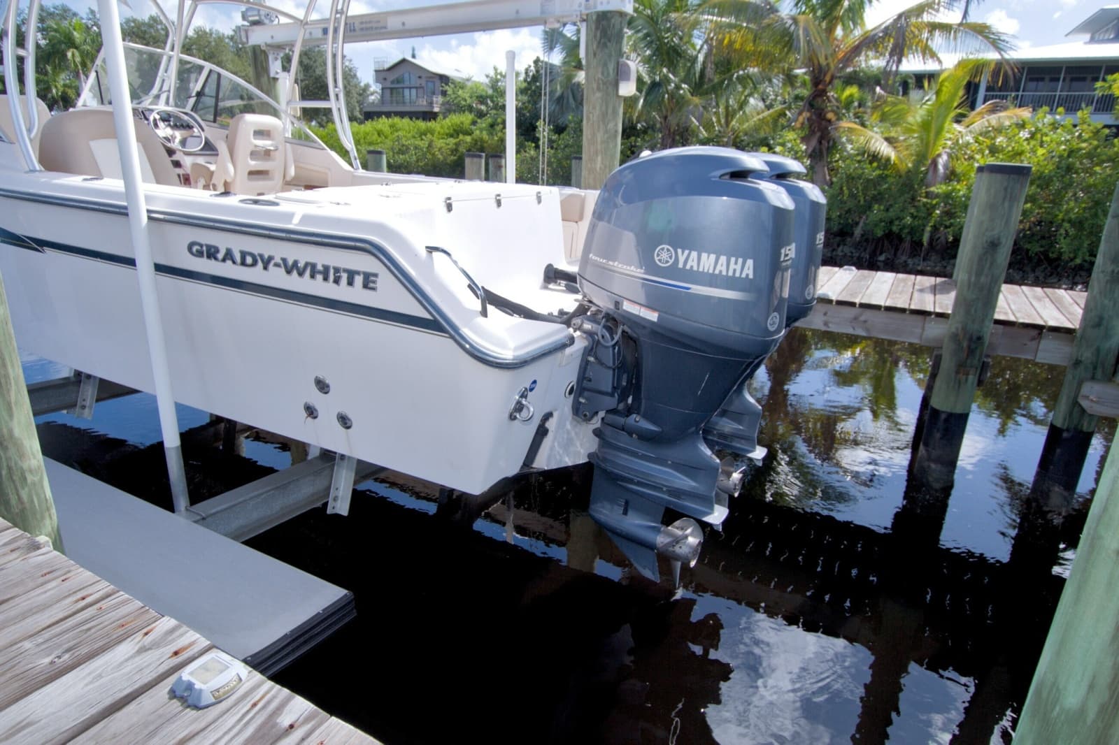2013 Grady-White Freedom 275