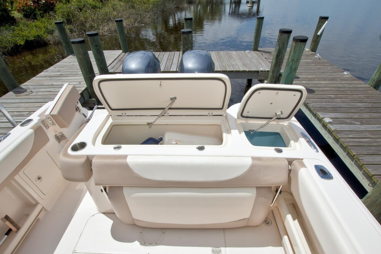 2013 Grady-White Freedom 275