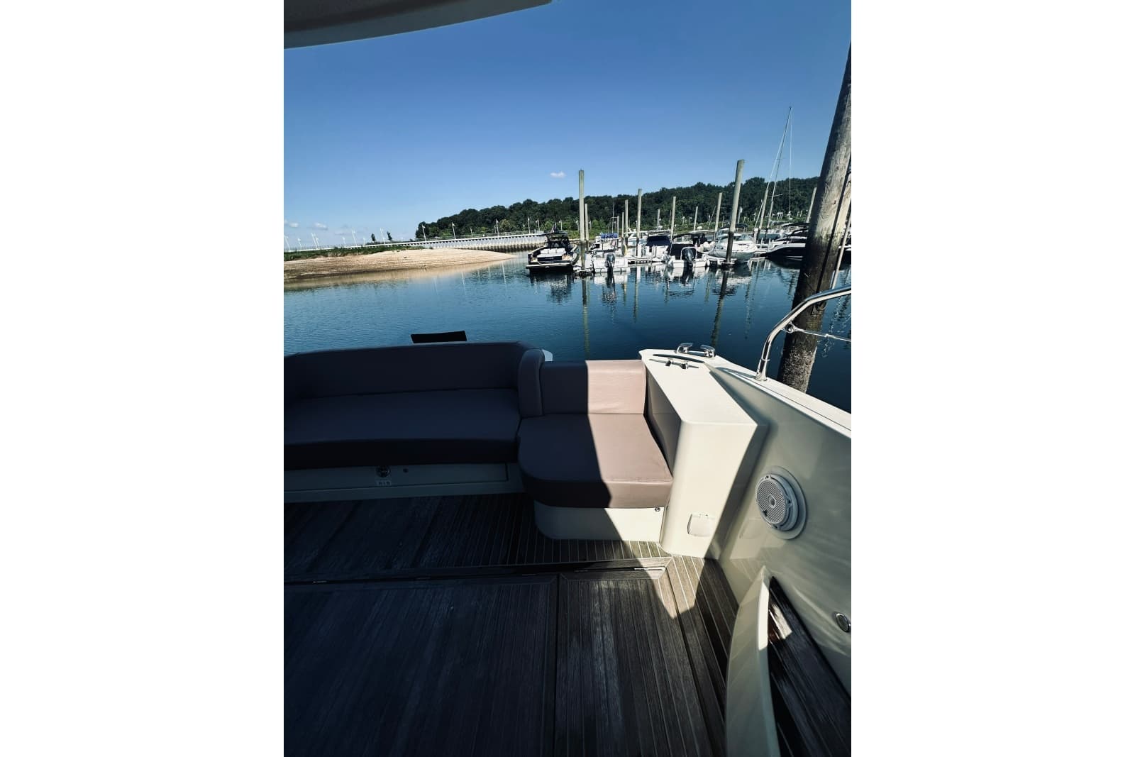 2016 Monte Carlo Yachts MC4