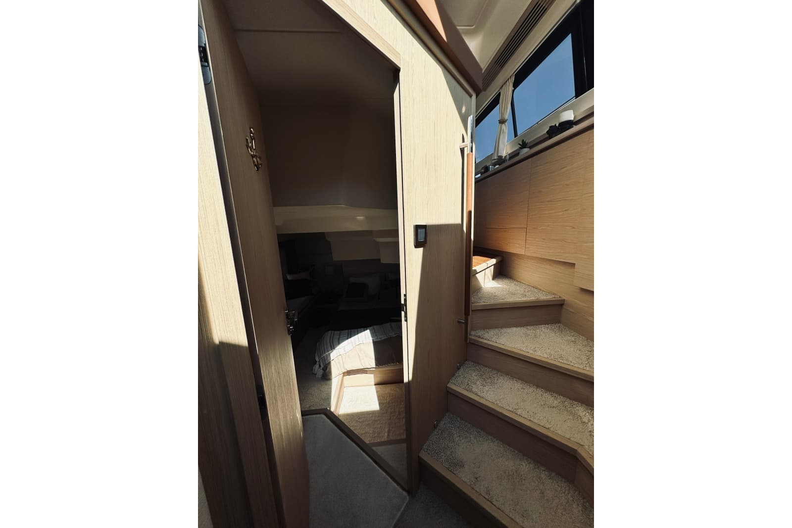 2016 Monte Carlo Yachts MC4