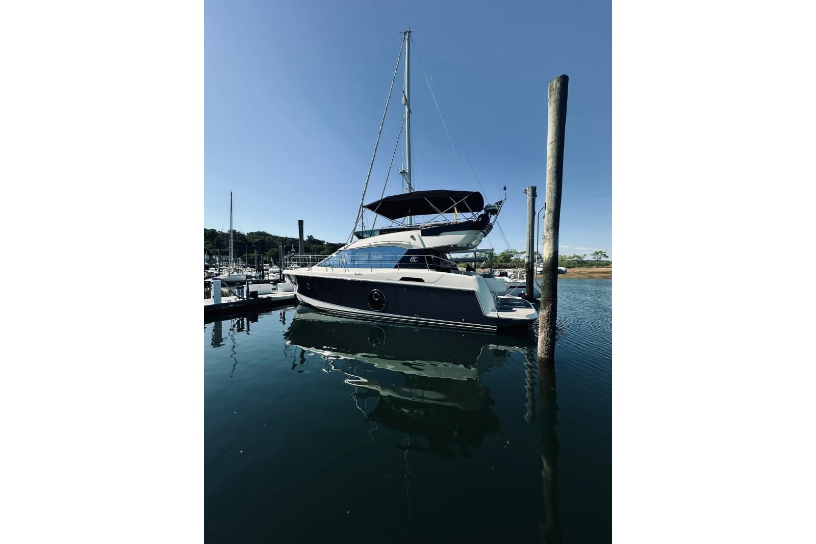 2016 Monte Carlo Yachts MC4