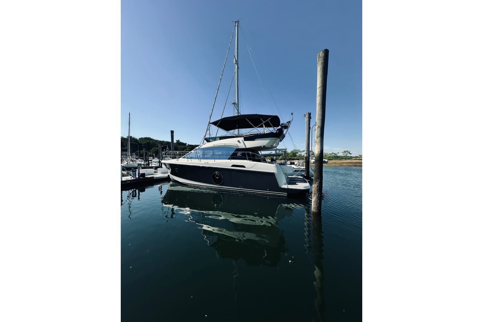 2016 Monte Carlo Yachts MC4