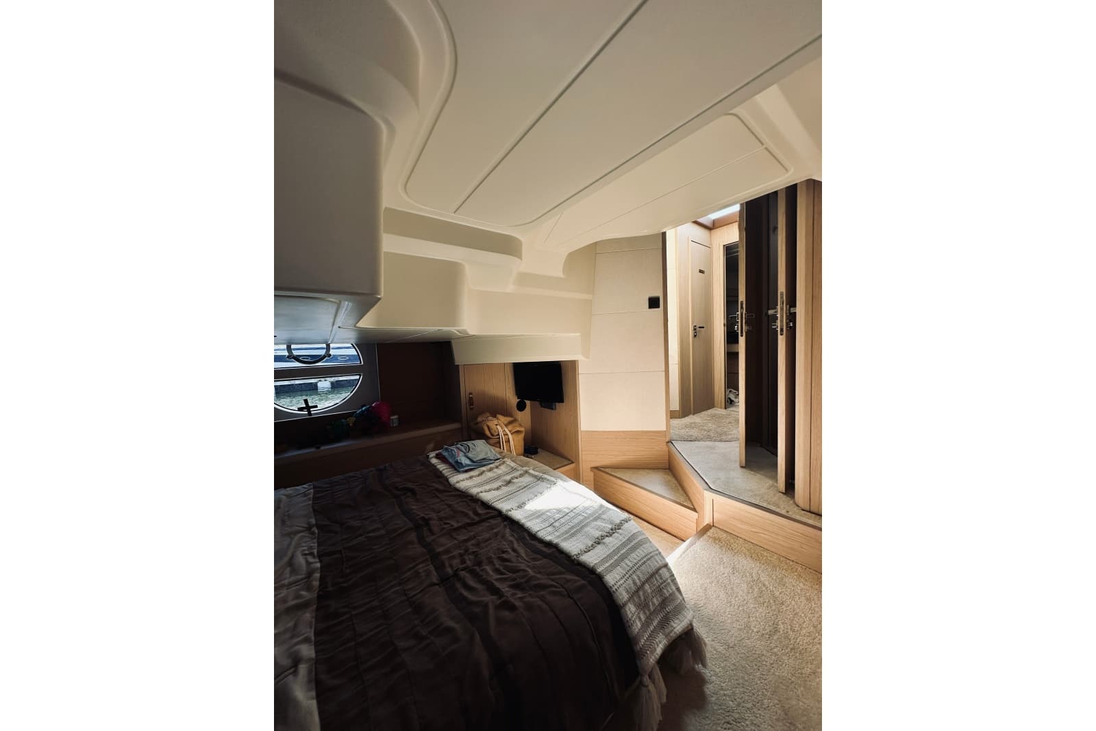 2016 Monte Carlo Yachts MC4