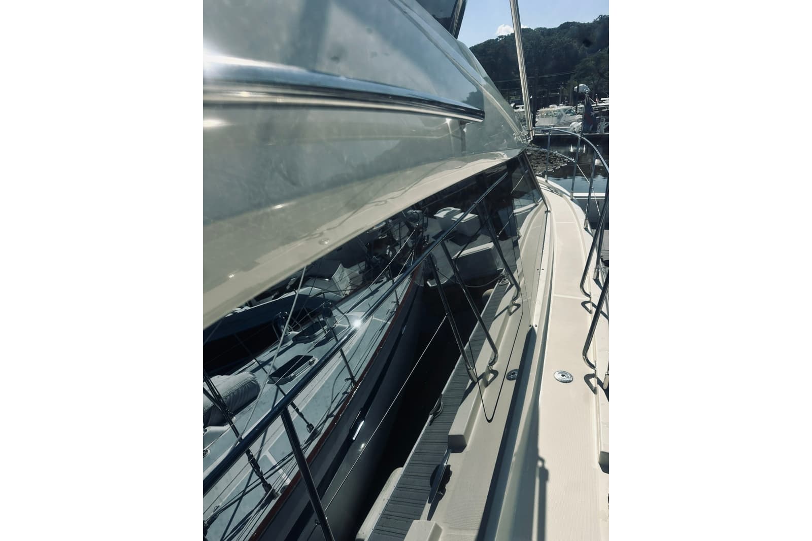 2016 Monte Carlo Yachts MC4