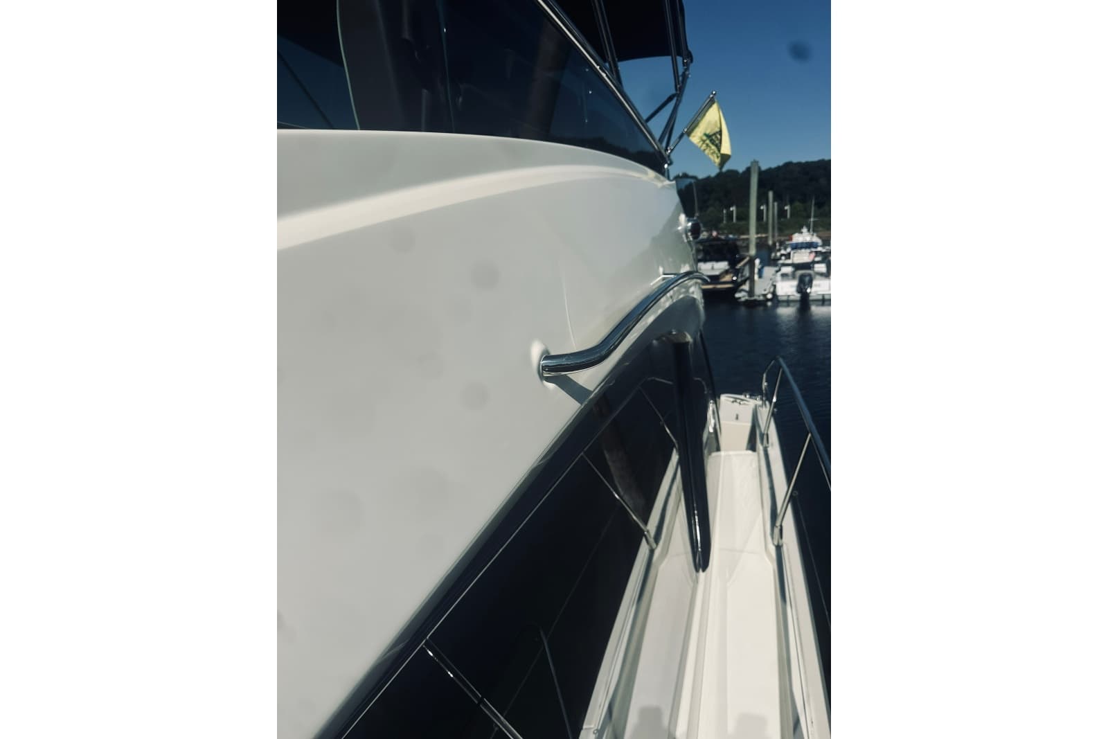 2016 Monte Carlo Yachts MC4
