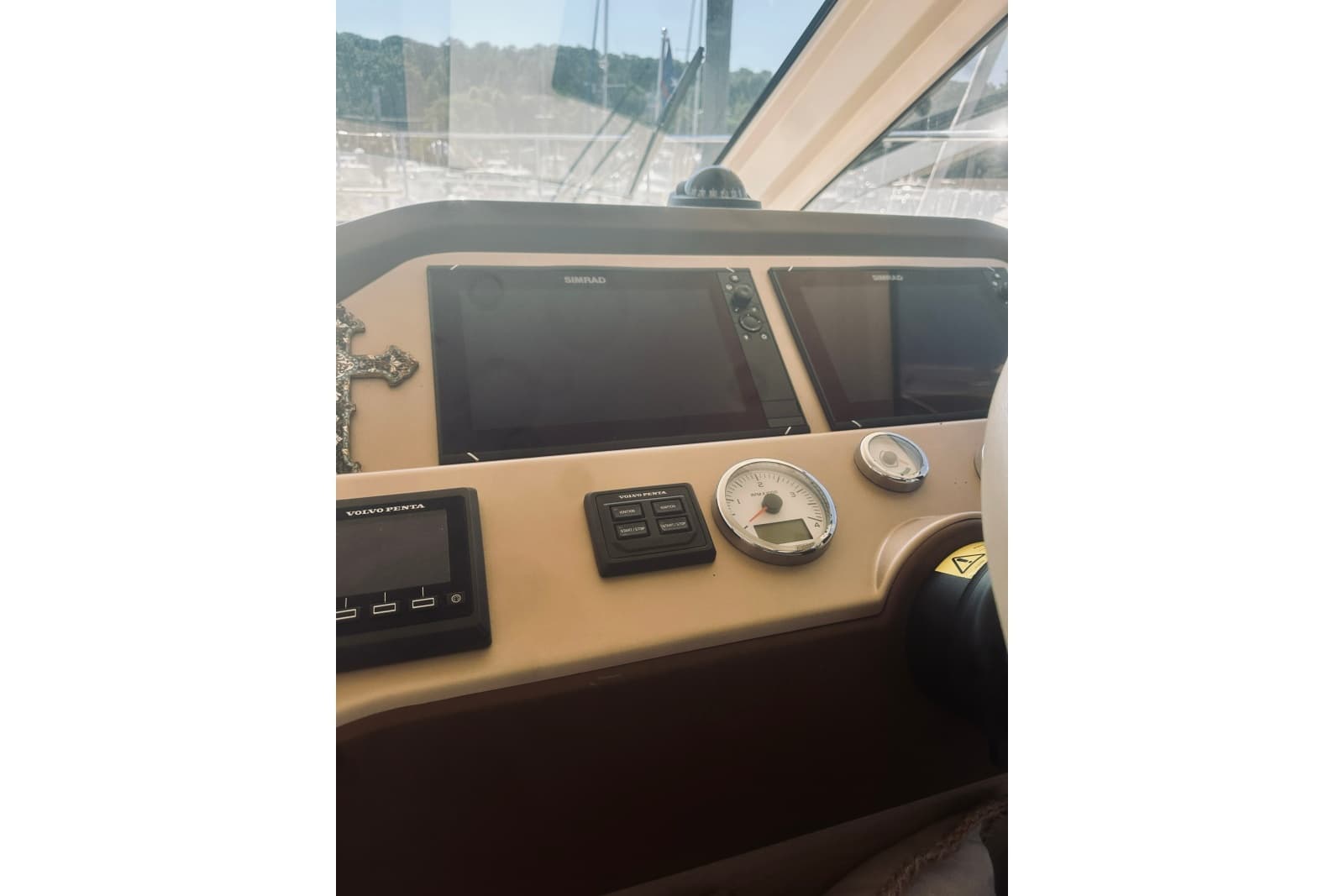 2016 Monte Carlo Yachts MC4