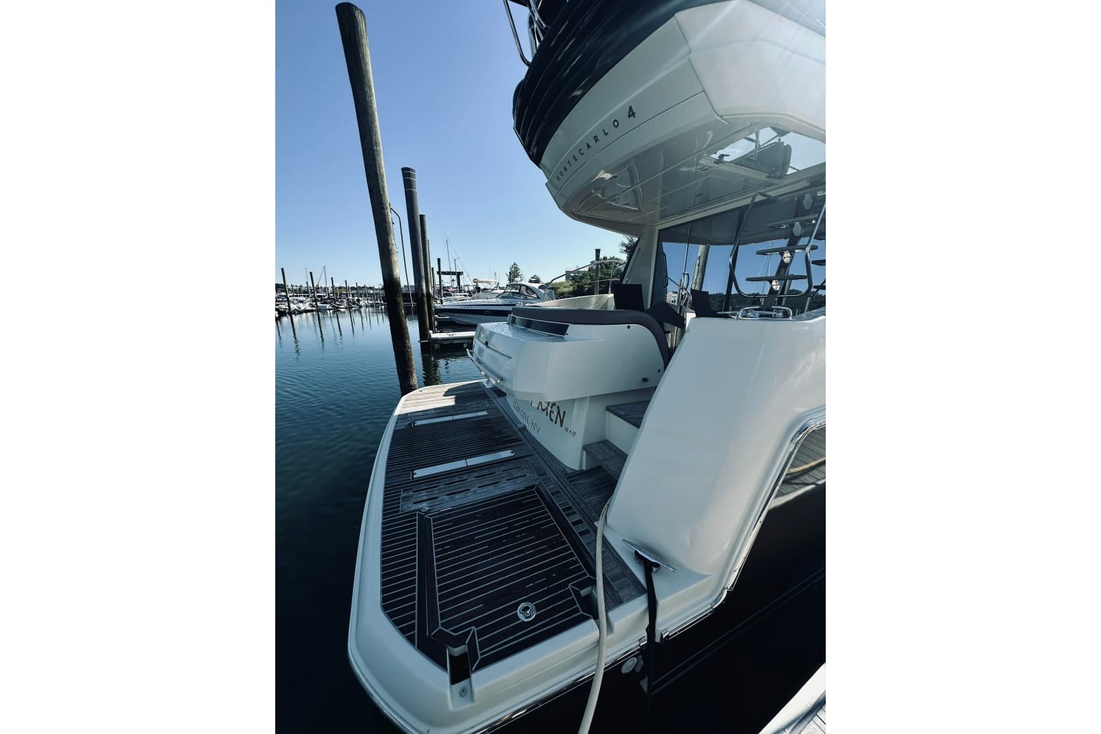 2016 Monte Carlo Yachts MC4