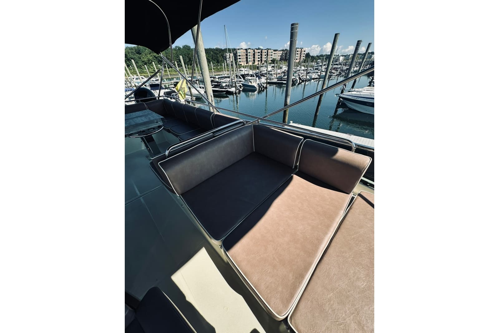 2016 Monte Carlo Yachts MC4