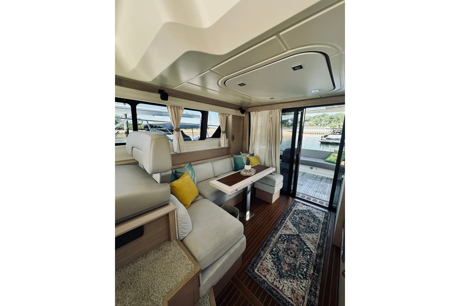 2016 Monte Carlo Yachts MC4