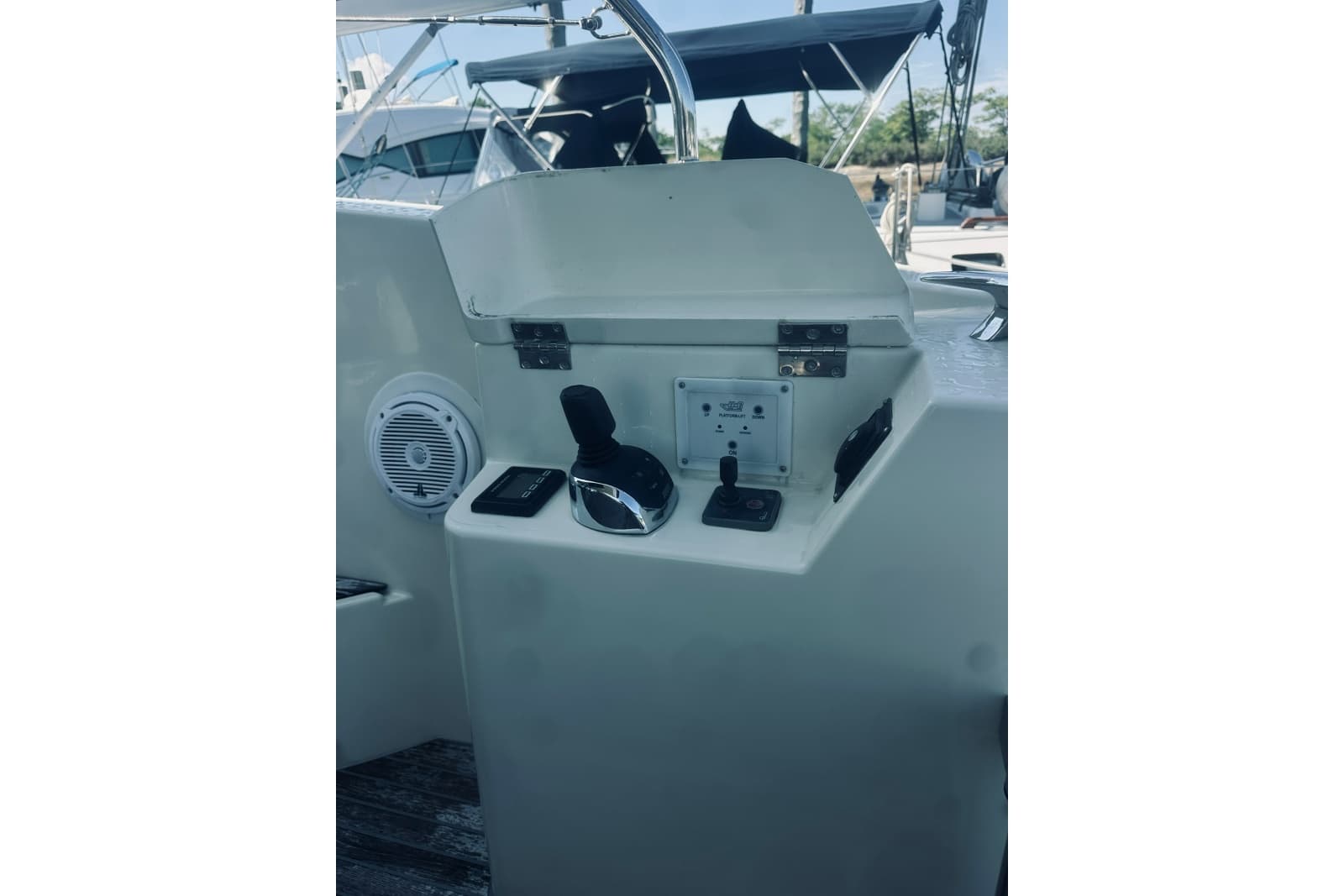2016 Monte Carlo Yachts MC4