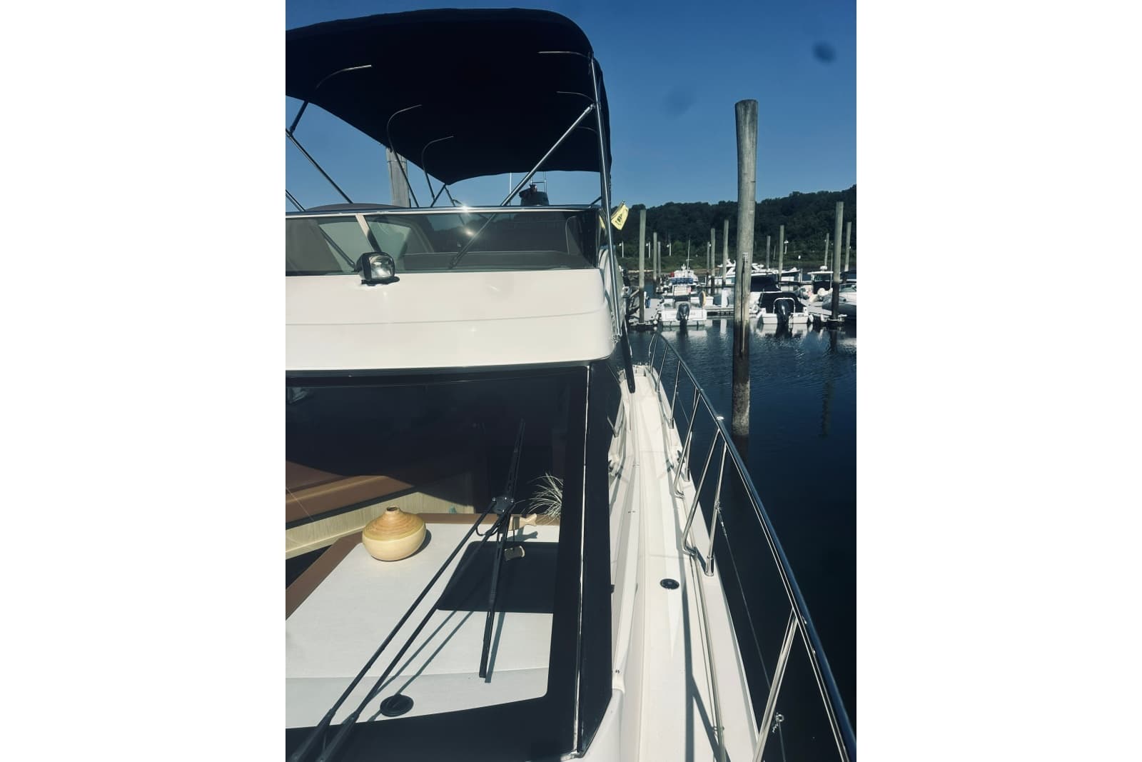 2016 Monte Carlo Yachts MC4
