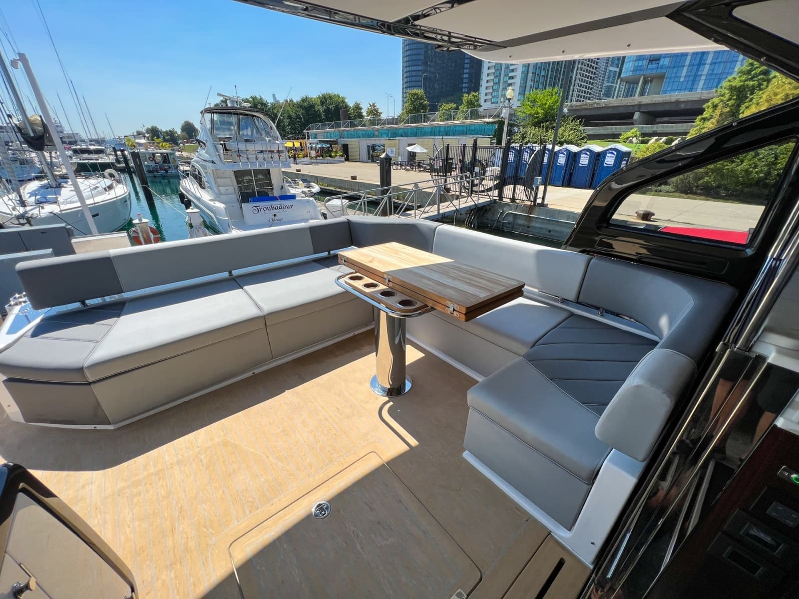 2023 Sunseeker Predator 65