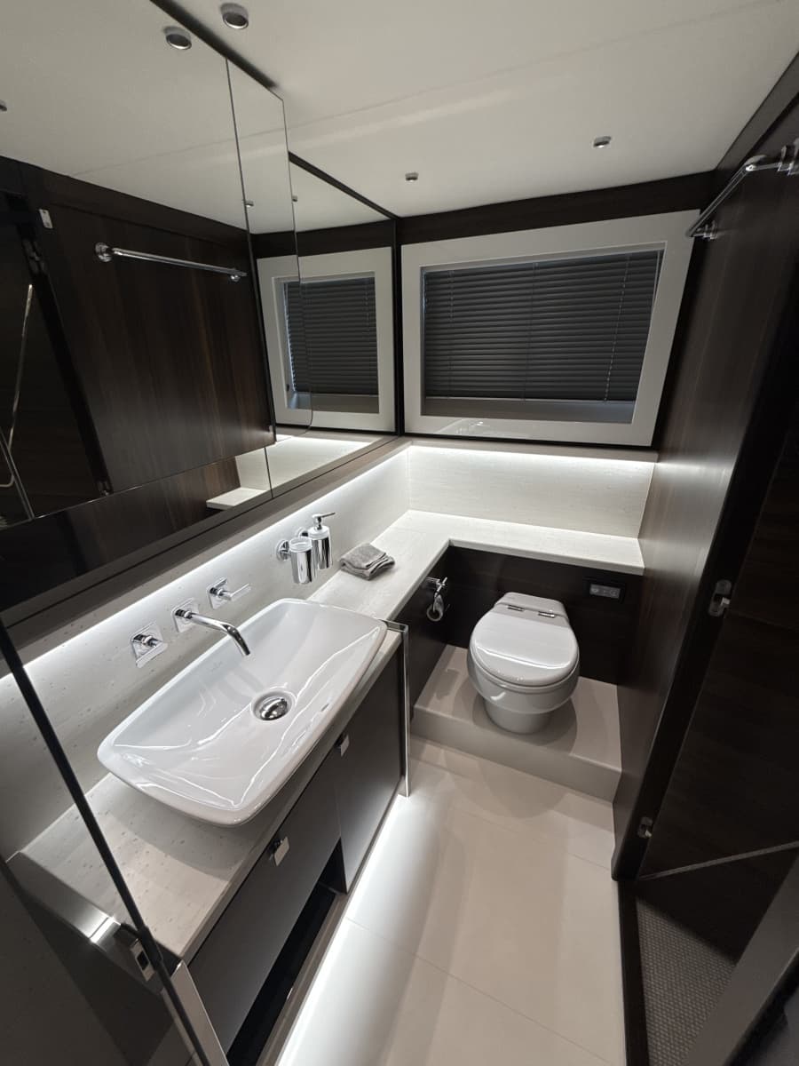 2023 Sunseeker Predator 65