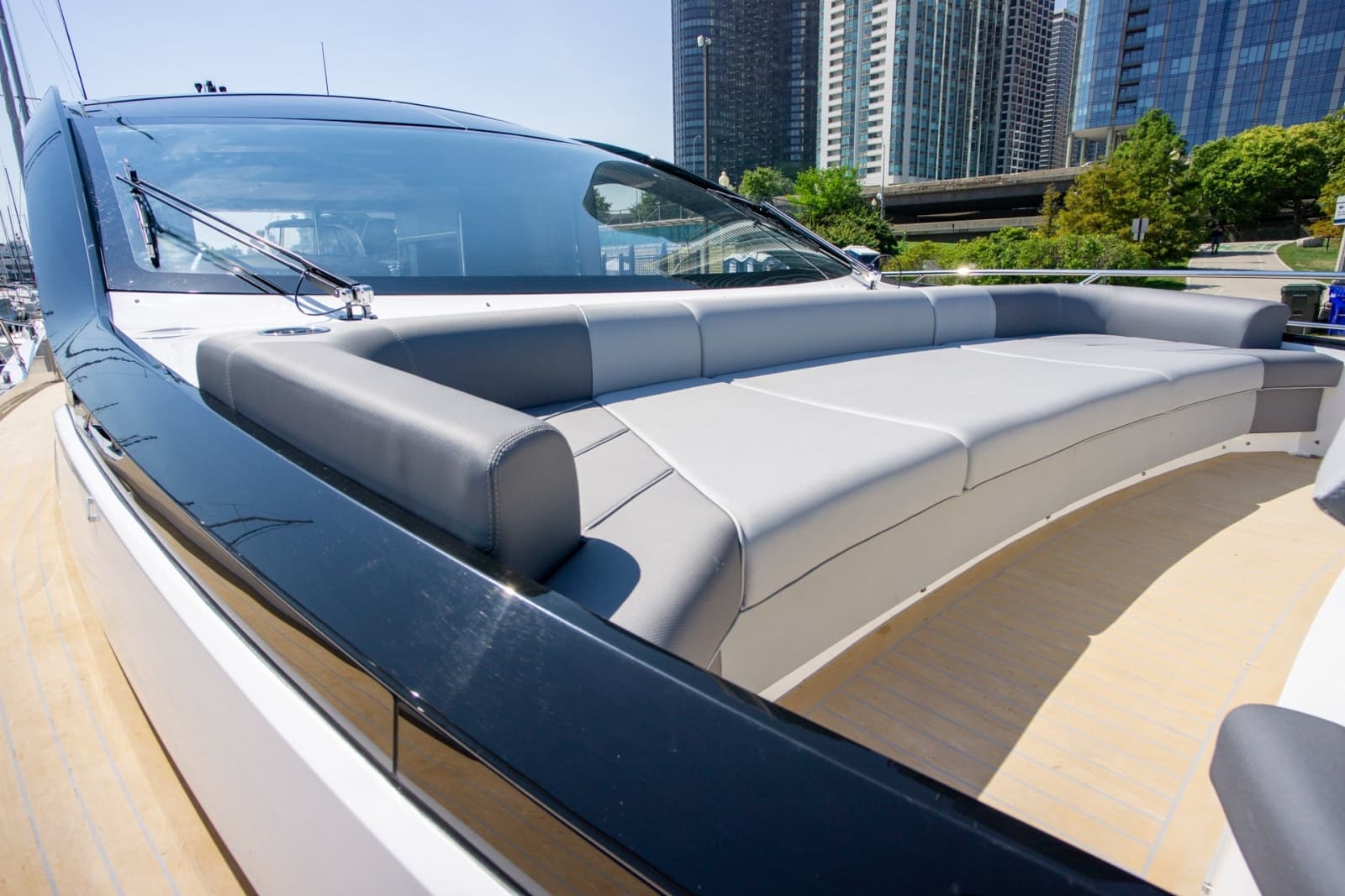 2023 Sunseeker Predator 65