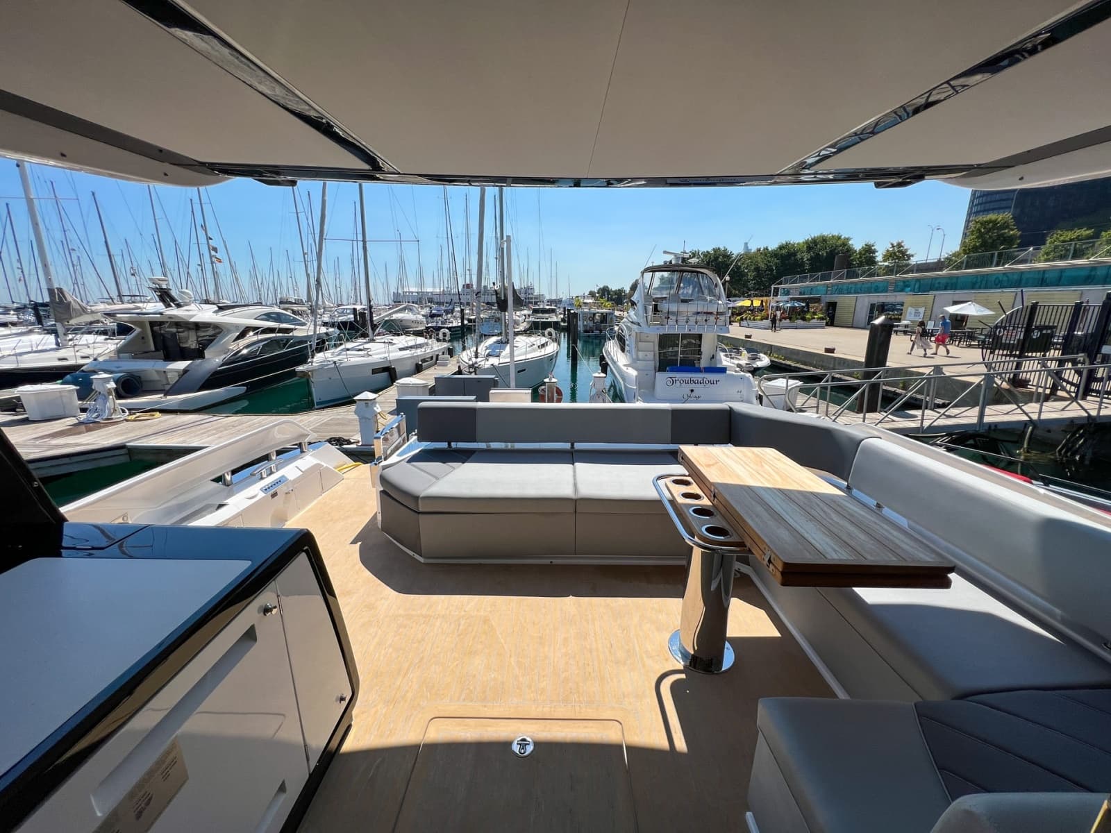 2023 Sunseeker Predator 65