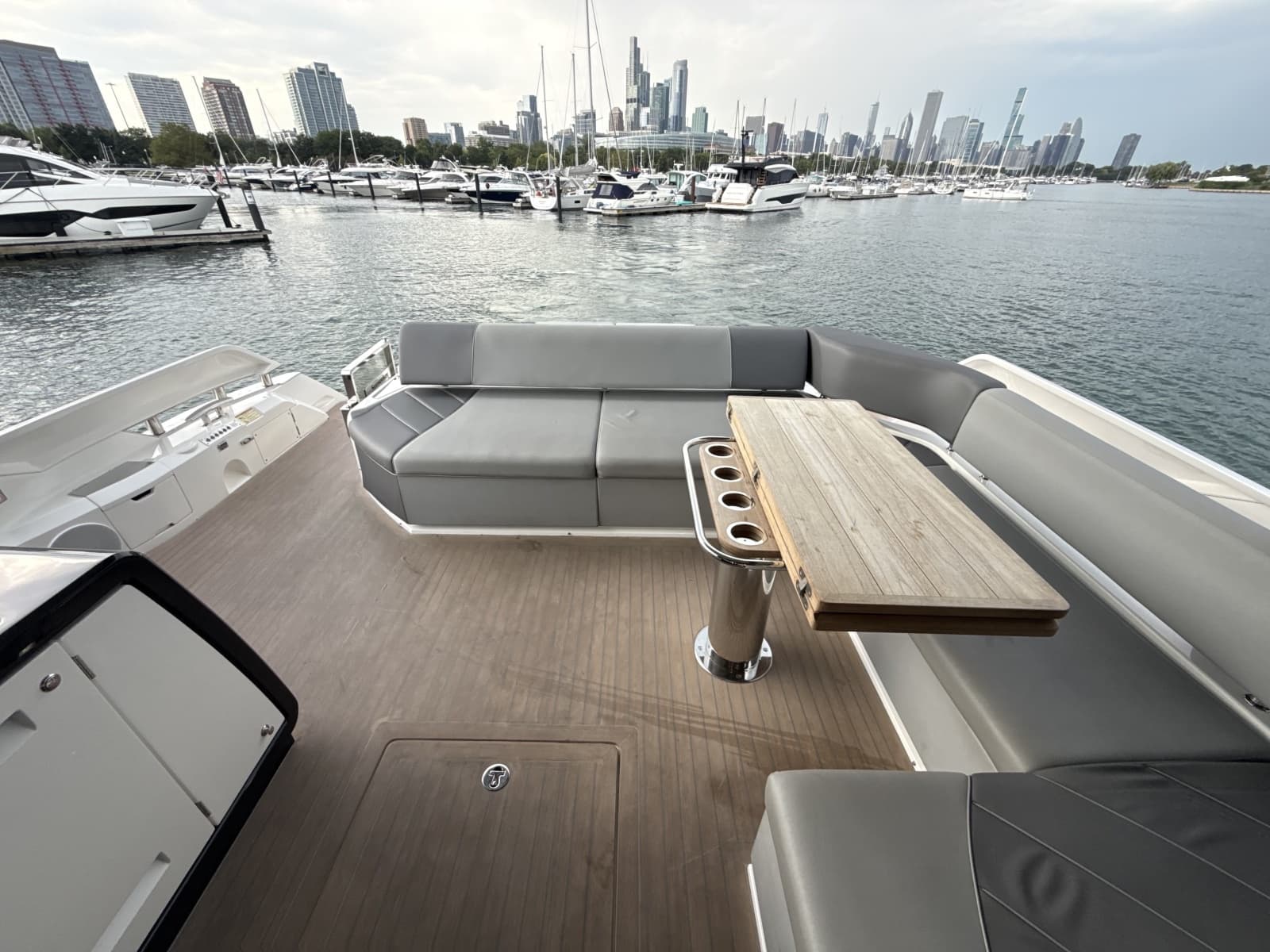 2023 Sunseeker Predator 65
