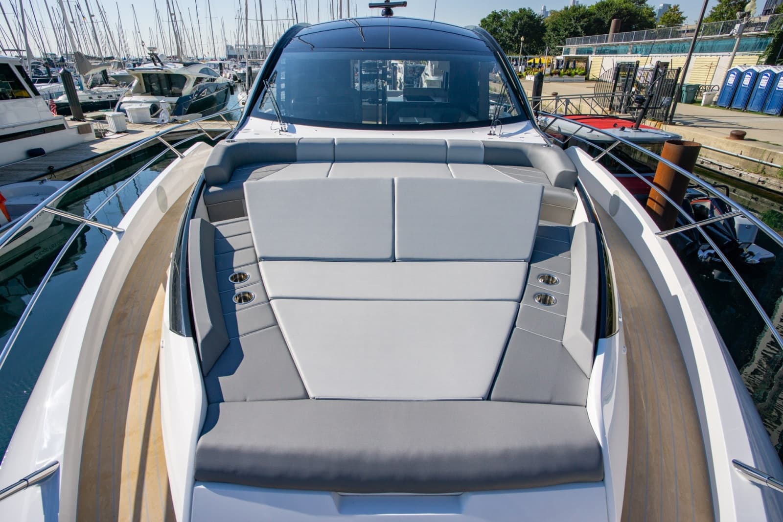 2023 Sunseeker Predator 65