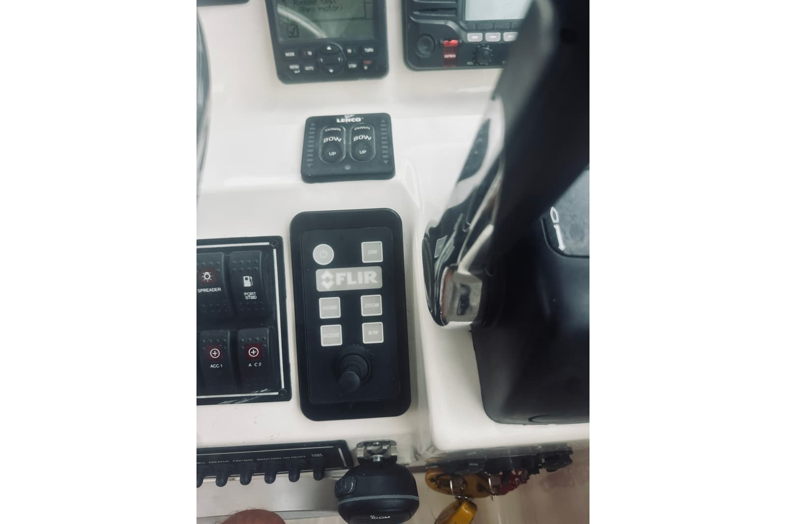 2008 Pursuit 335 Offshore