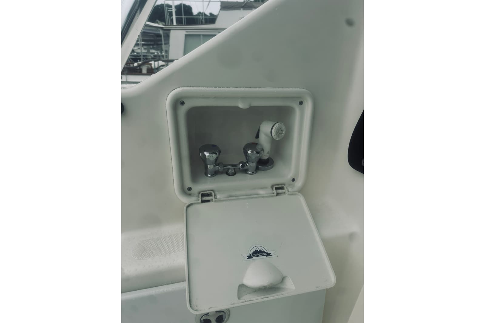2008 Pursuit 335 Offshore