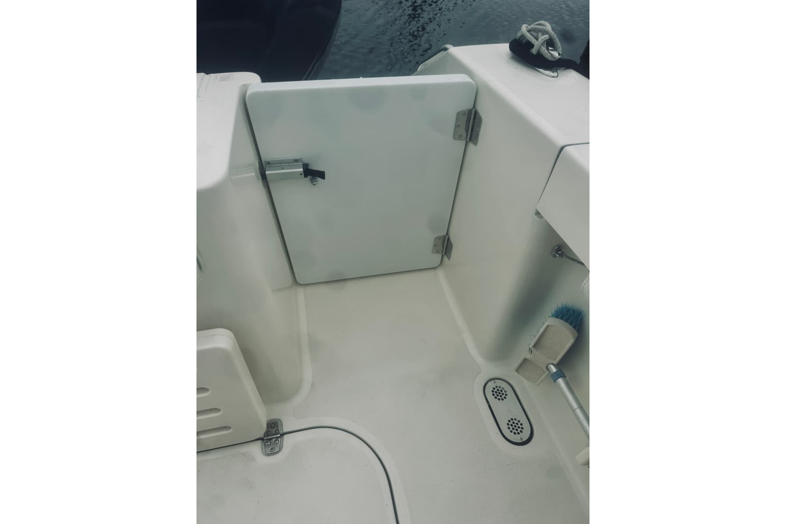 2008 Pursuit 335 Offshore
