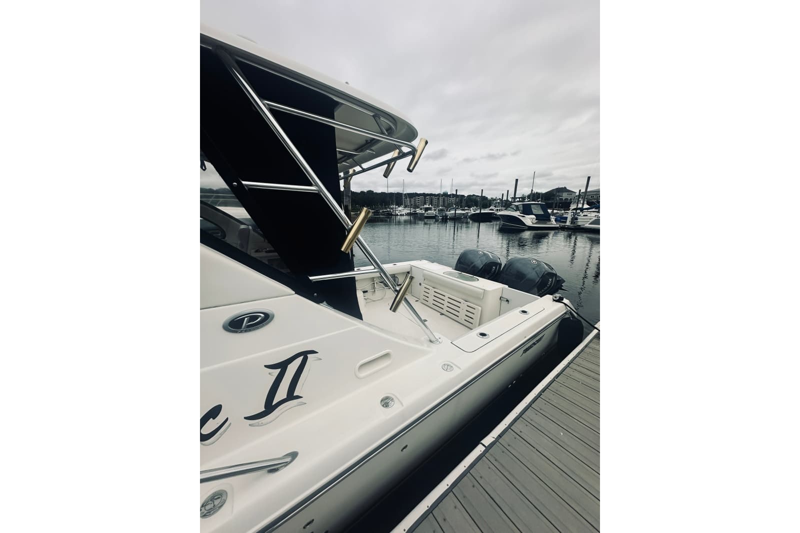 2008 Pursuit 335 Offshore