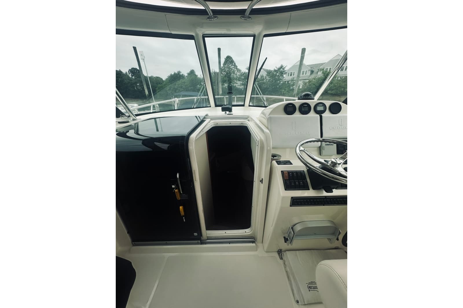 2008 Pursuit 335 Offshore