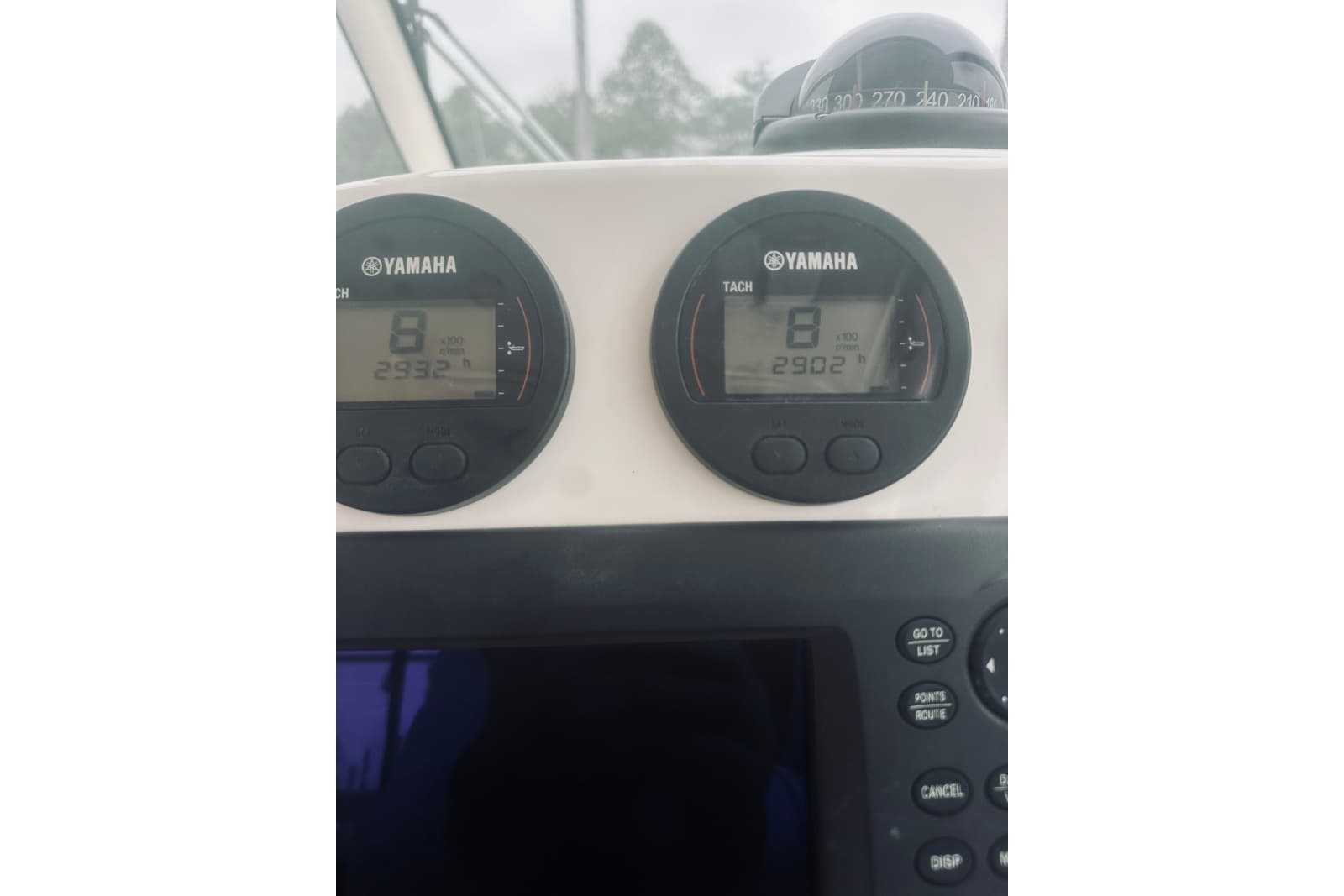 2008 Pursuit 335 Offshore