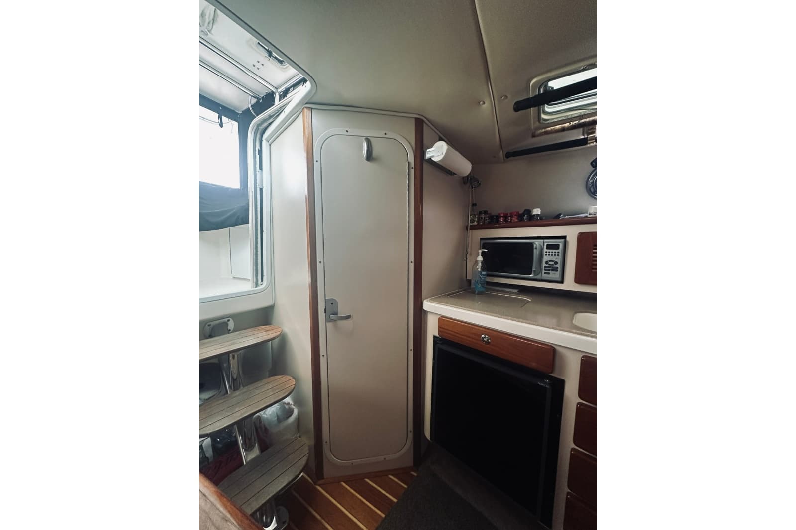 2008 Pursuit 335 Offshore