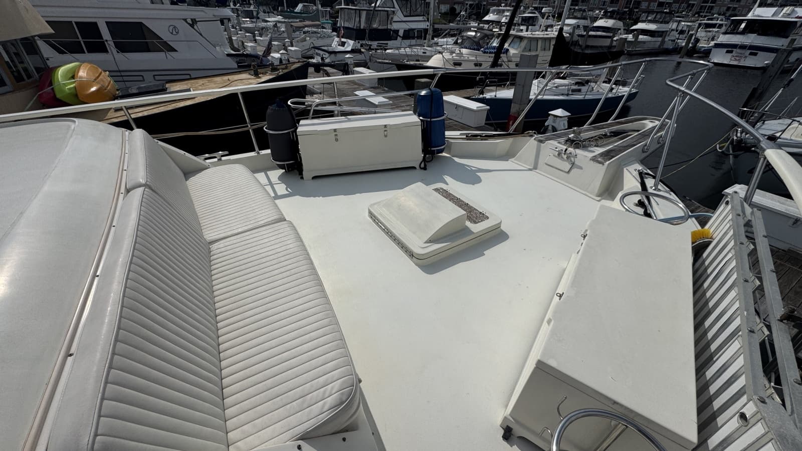 Exterior - Bow Seating