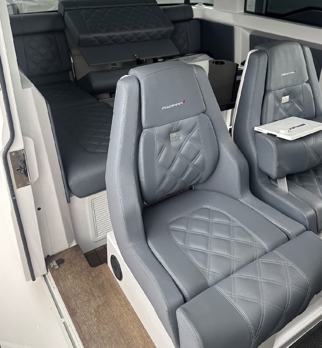 2021 Axopar 37 XC Cross Cabin