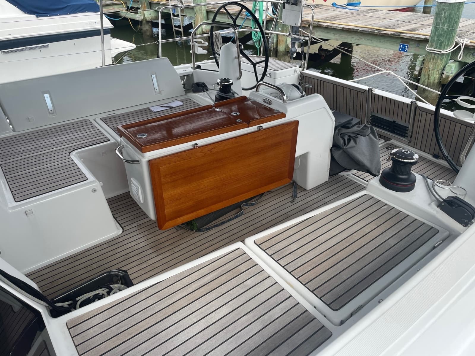 2022 Jeanneau 440