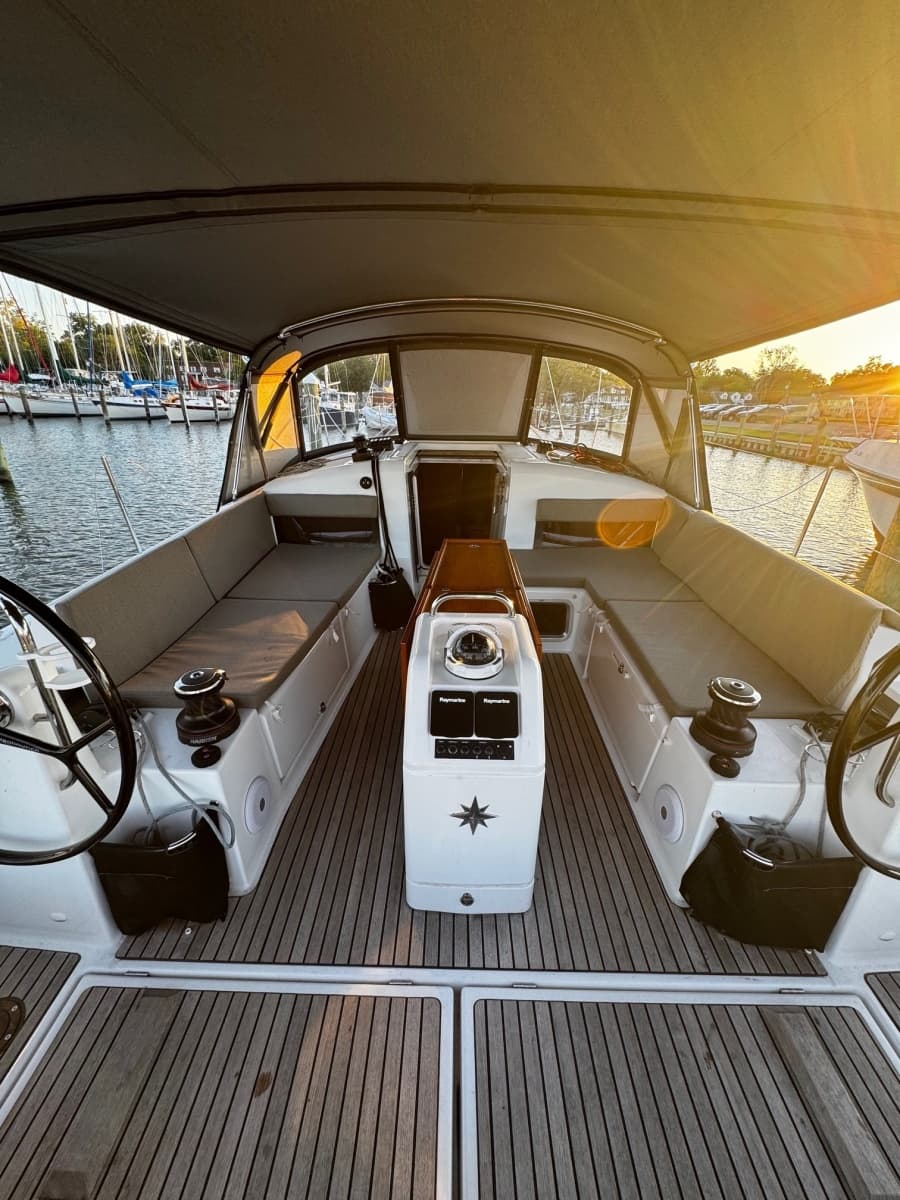 2022 Jeanneau 440