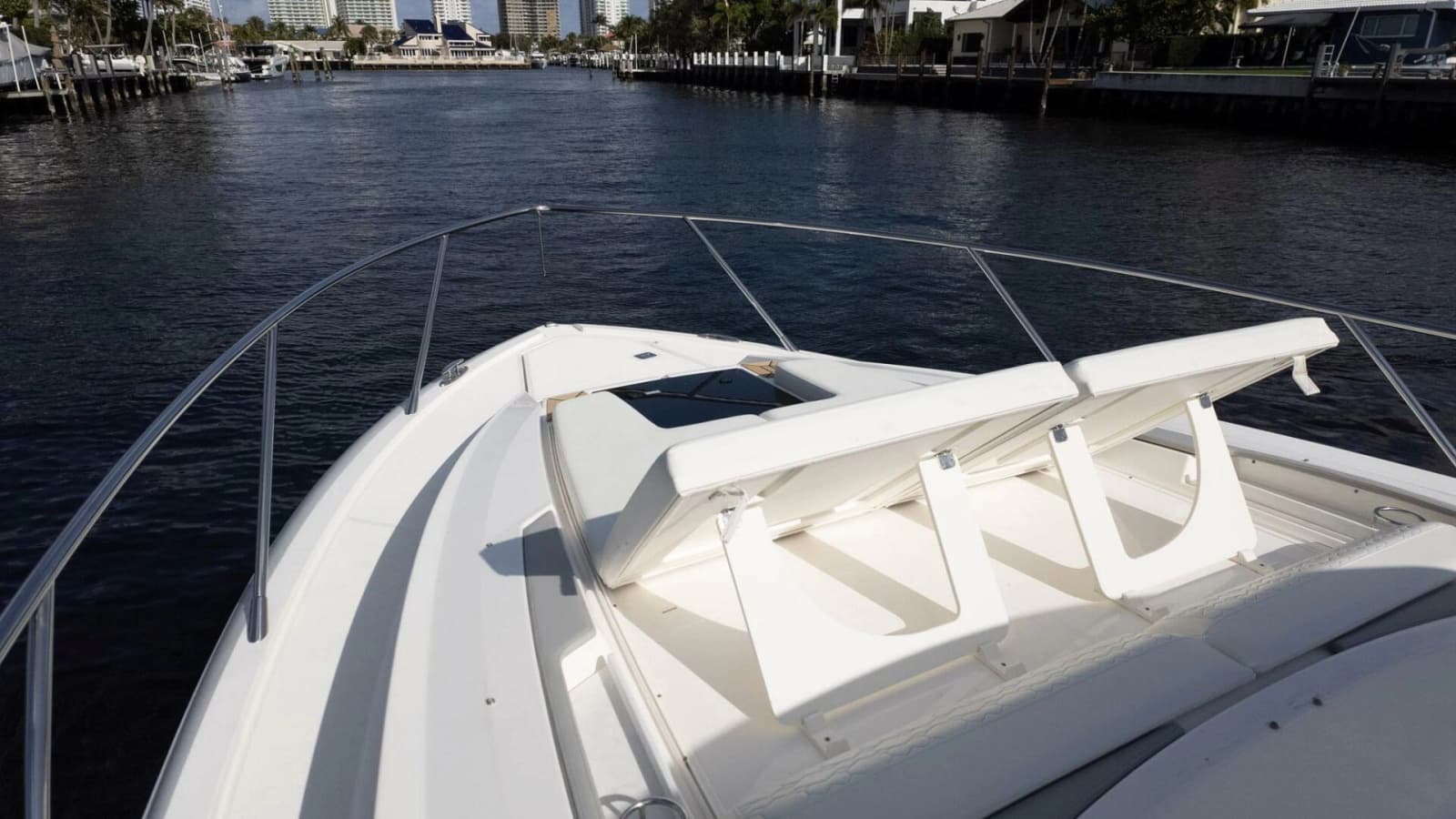2022 Tiara Yachts 43 LE