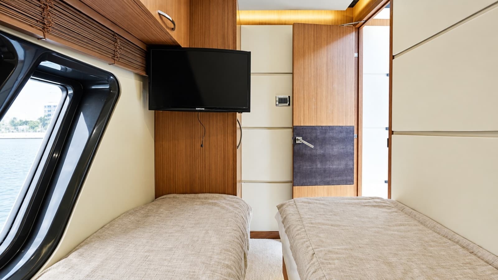 2016 Sea Ray L650 Fly