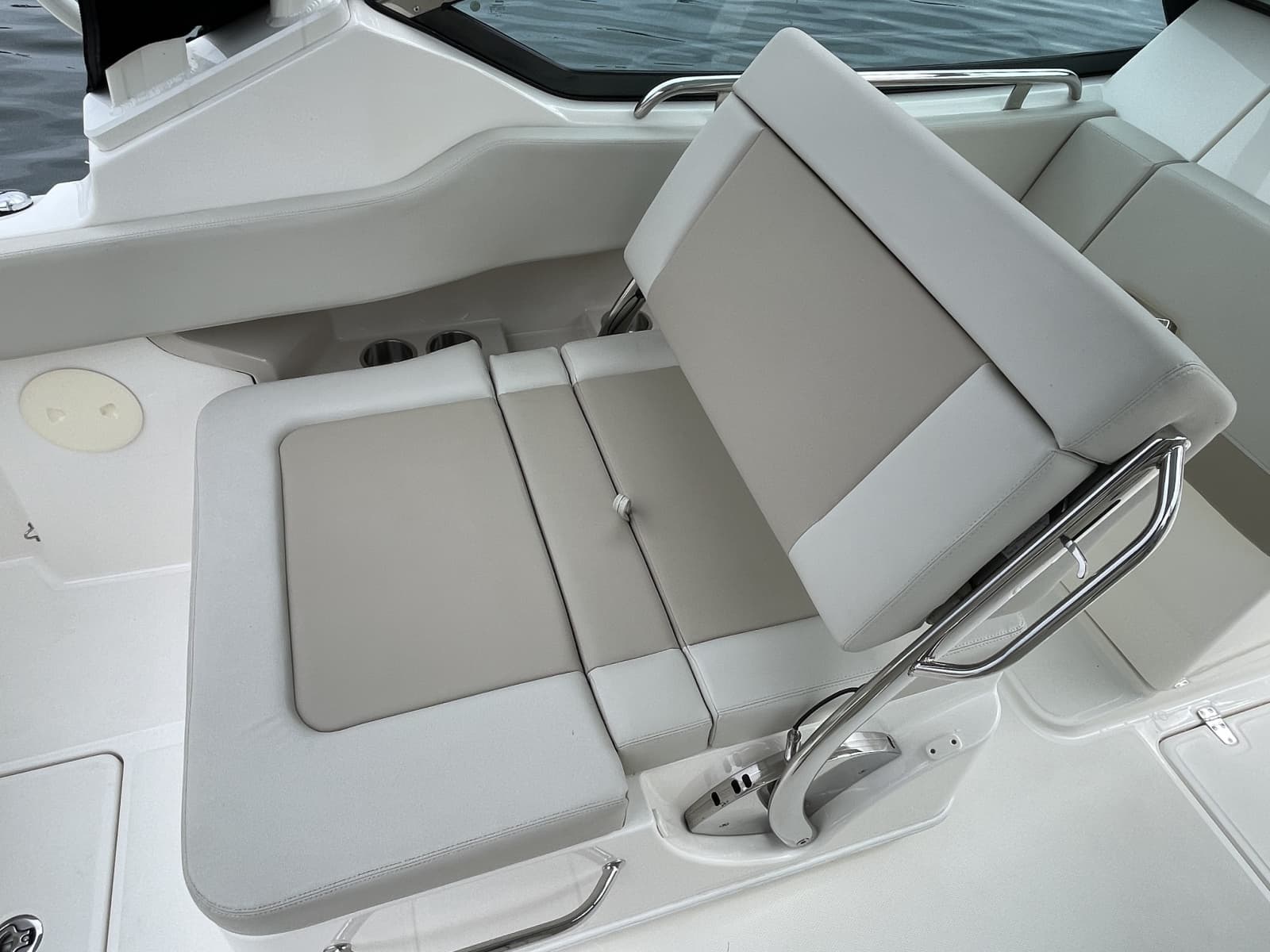 2023 Boston Whaler 