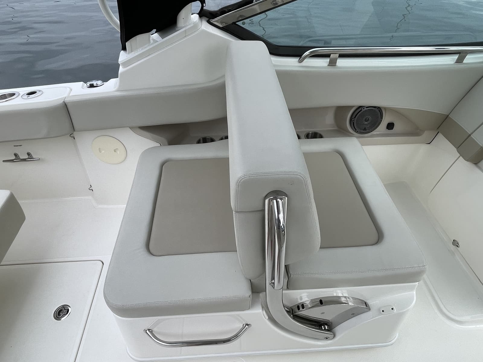 2023 Boston Whaler 
