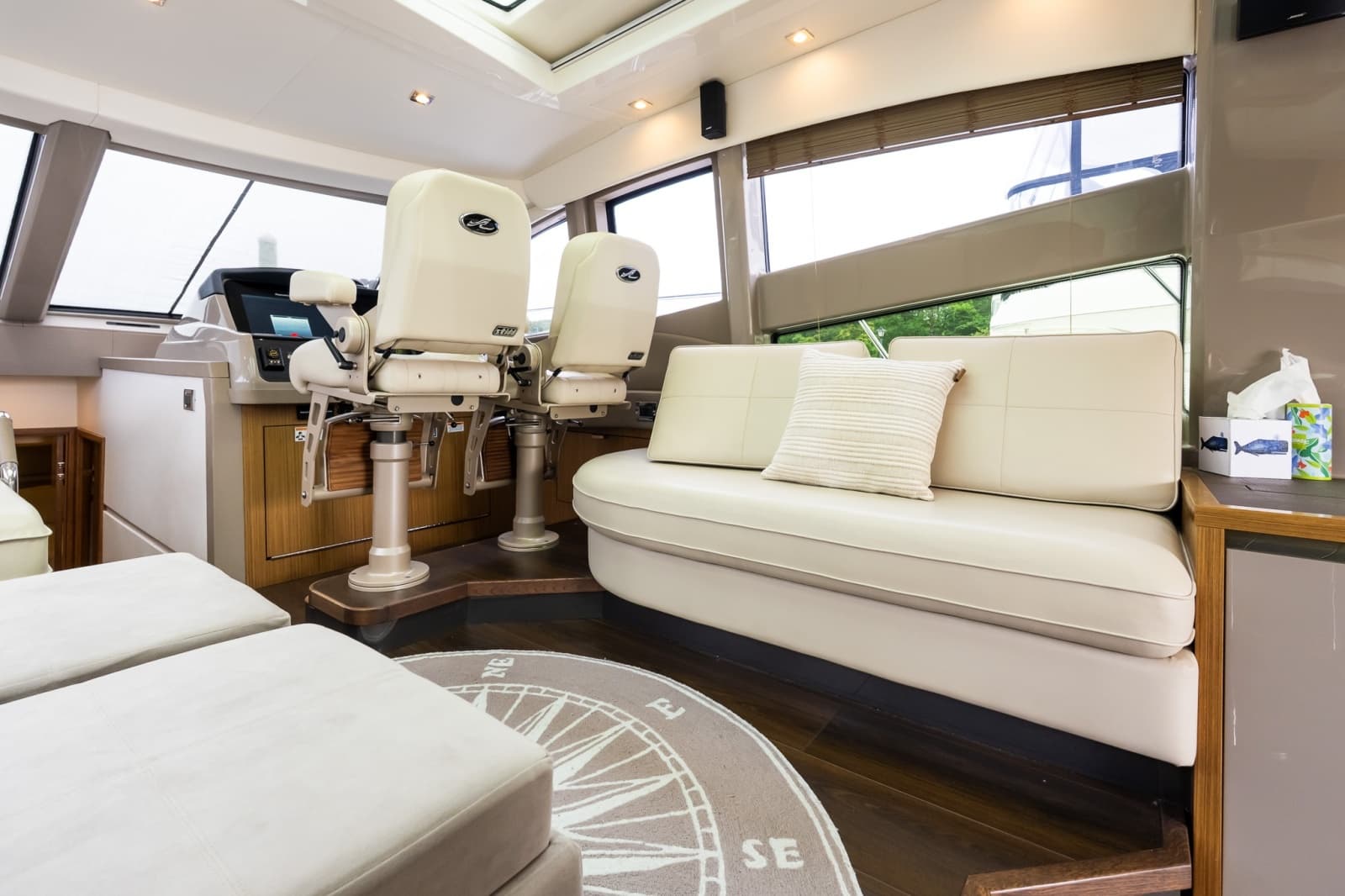 2018 Sea Ray L550