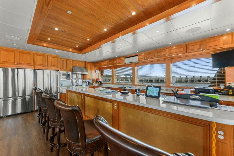 2018 Avenger Luxury Catamaran Coastal Cruiser