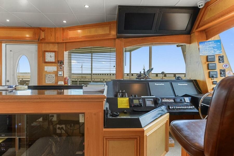2018 Avenger Luxury Catamaran Coastal Cruiser