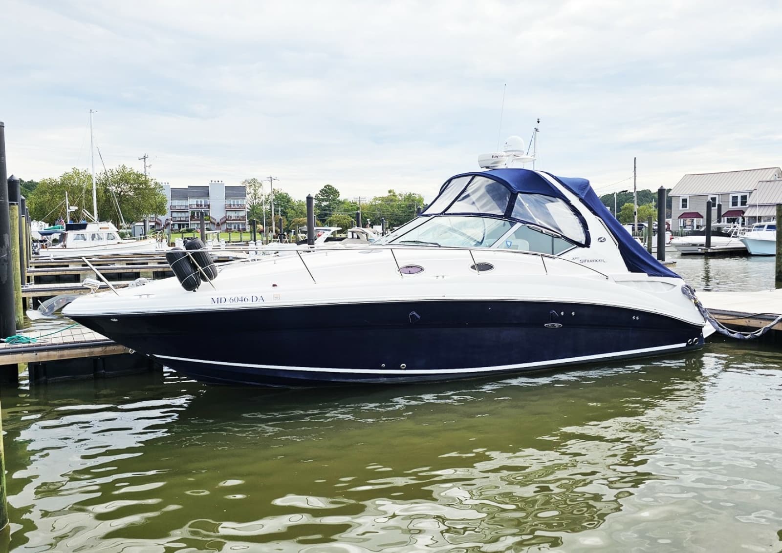 2007 Sea Ray 320