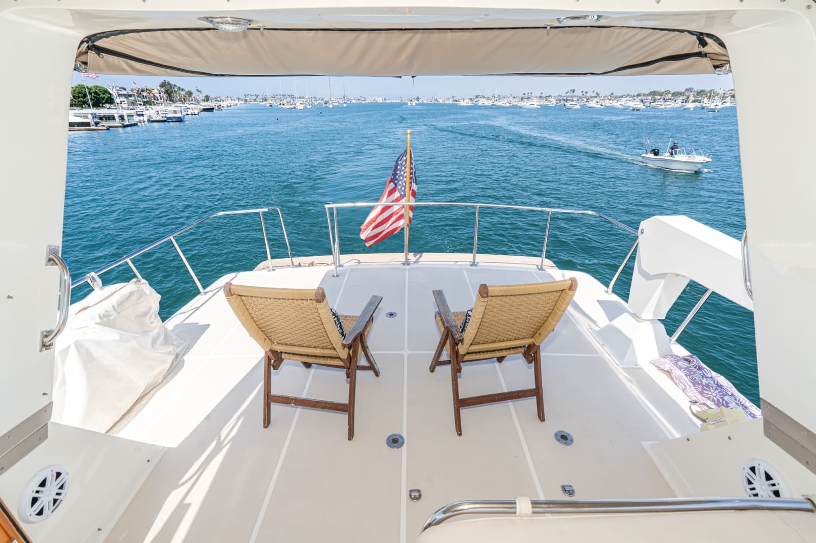 1999 Offshore Yachts 48 Sedan