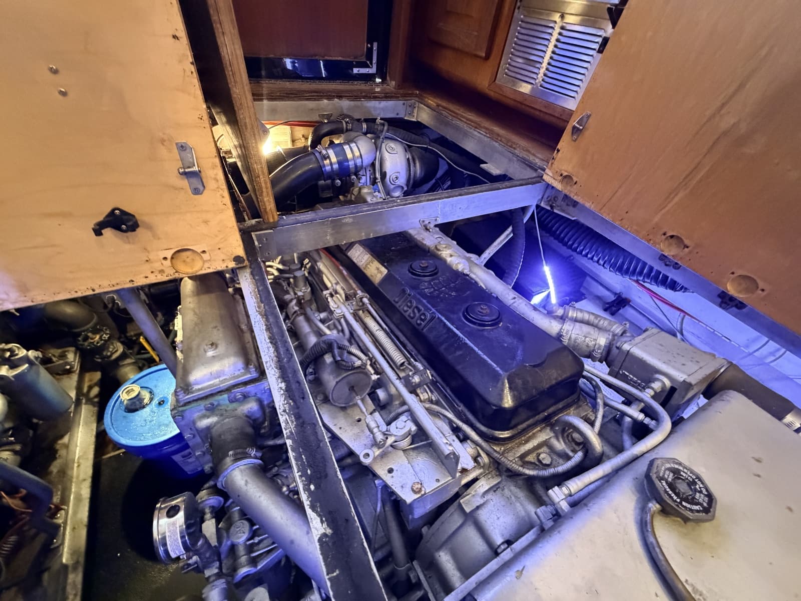 1989 Viking Viking 41 Convertible