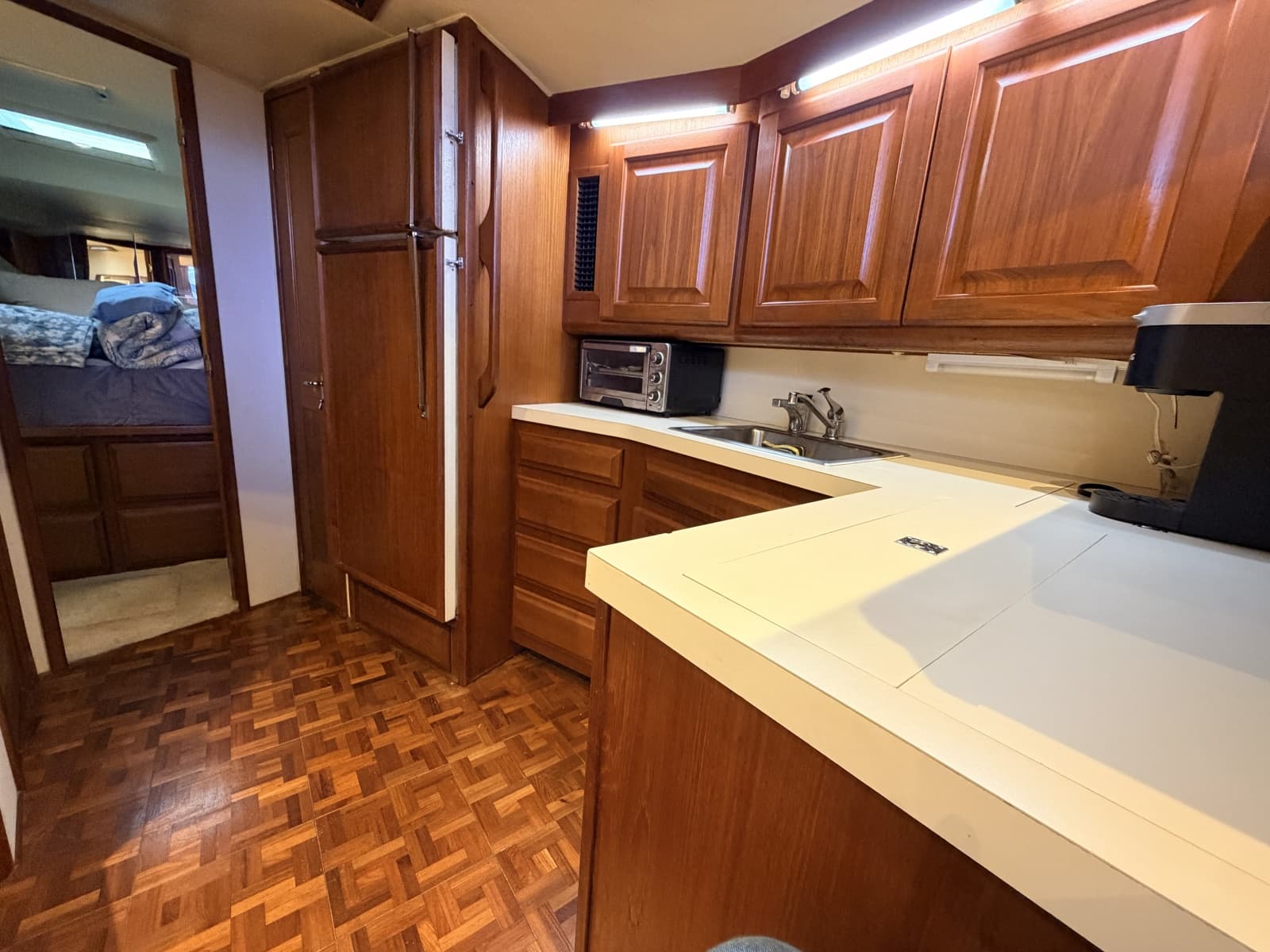 1989 Viking Viking 41 Convertible