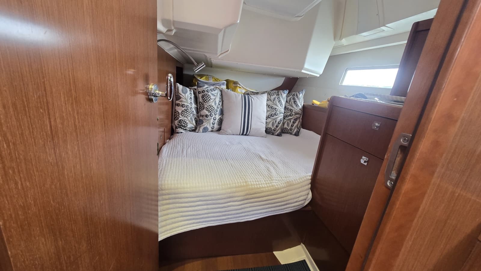 2012 Beneteau Oceanis 45
