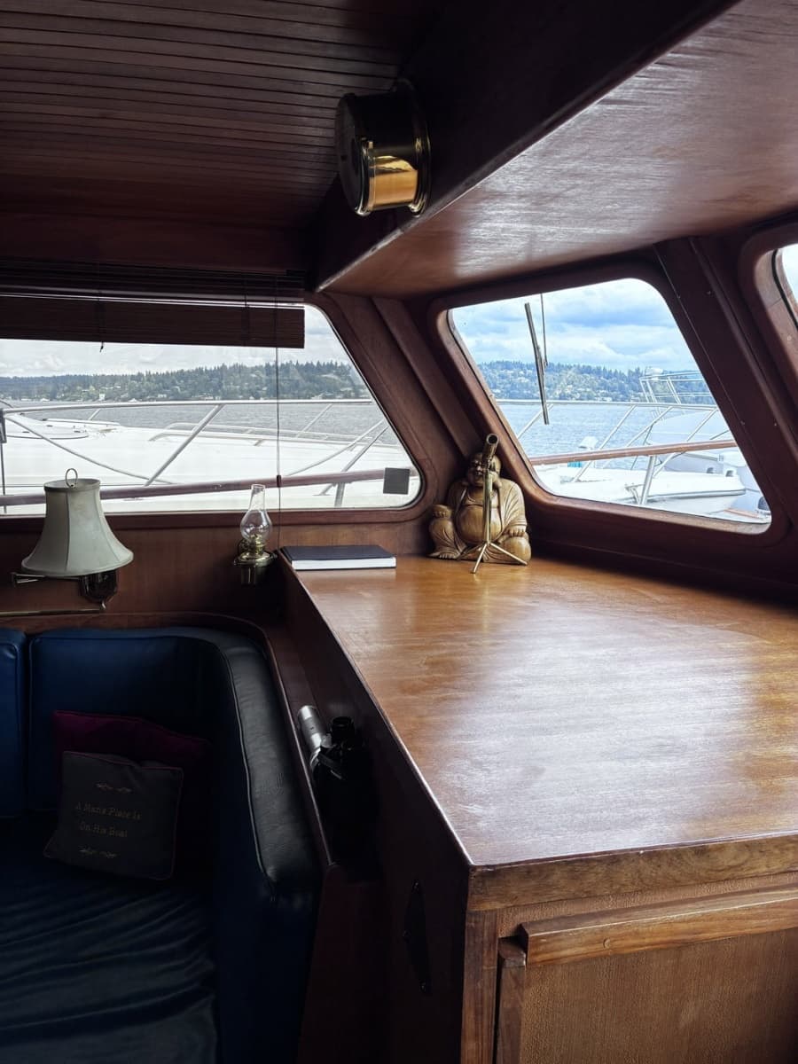 1979 Ocean Alexander 40 Double Cabin